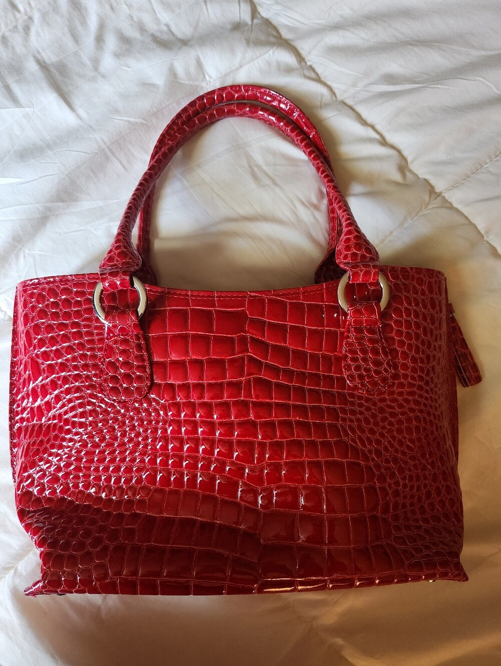 Montowa Red Croc-Embossed Patent Satchel Handbag